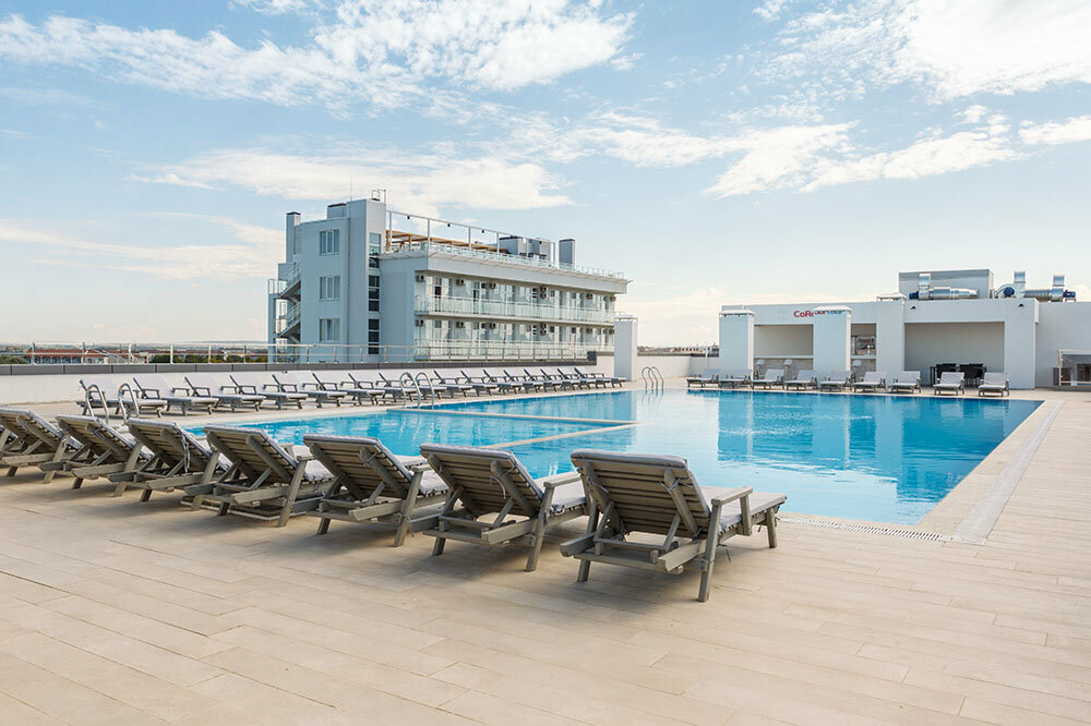 Отель Family Pride Inn