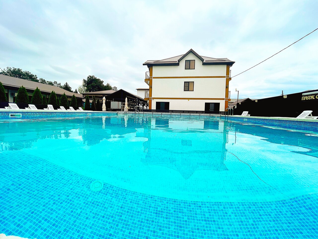 Загадка незабываемого отдыха: Отель Mövenpick Resort and SPA Anapa Miracleon!